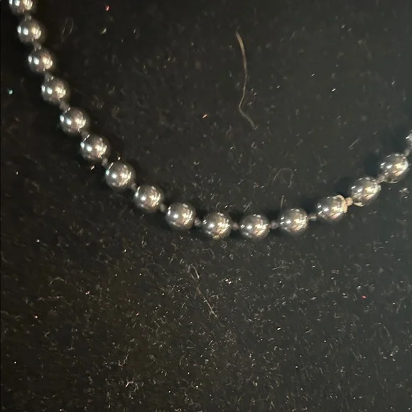 Elegant Silver Beaded Necklace - Picture 2 of 3